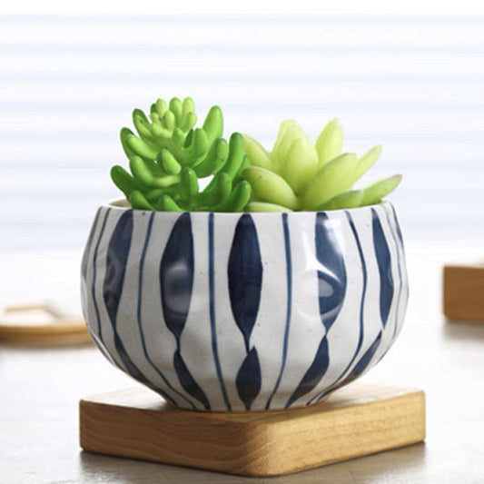 Hand-painted ceramic flower pot in Korean style design